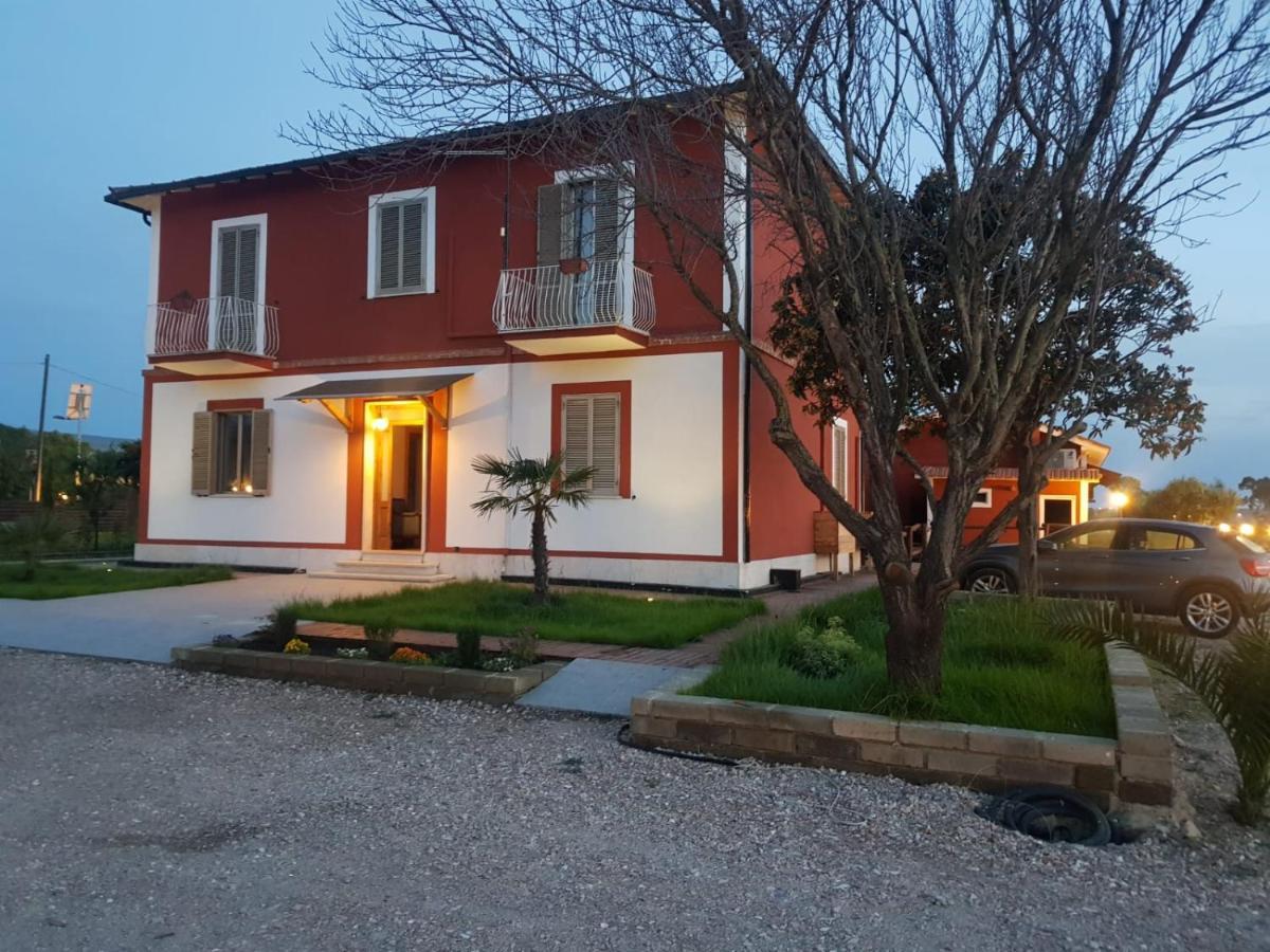 Agriturismo Il Casale ปอนเต กาเลเรีย ภายนอก รูปภาพ