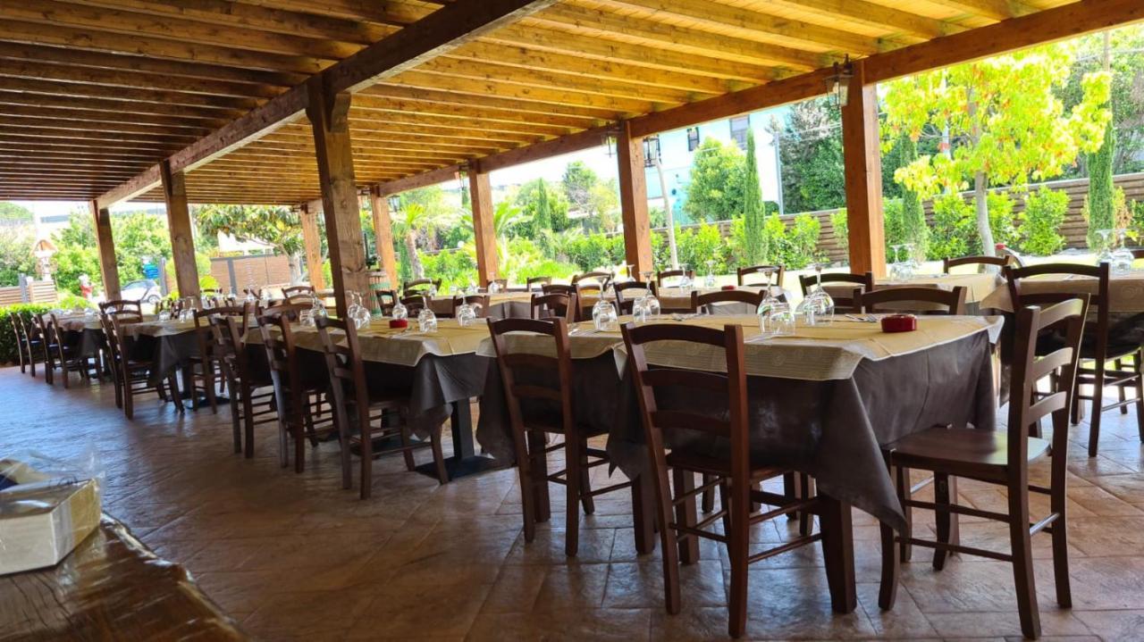 Agriturismo Il Casale ปอนเต กาเลเรีย ภายนอก รูปภาพ