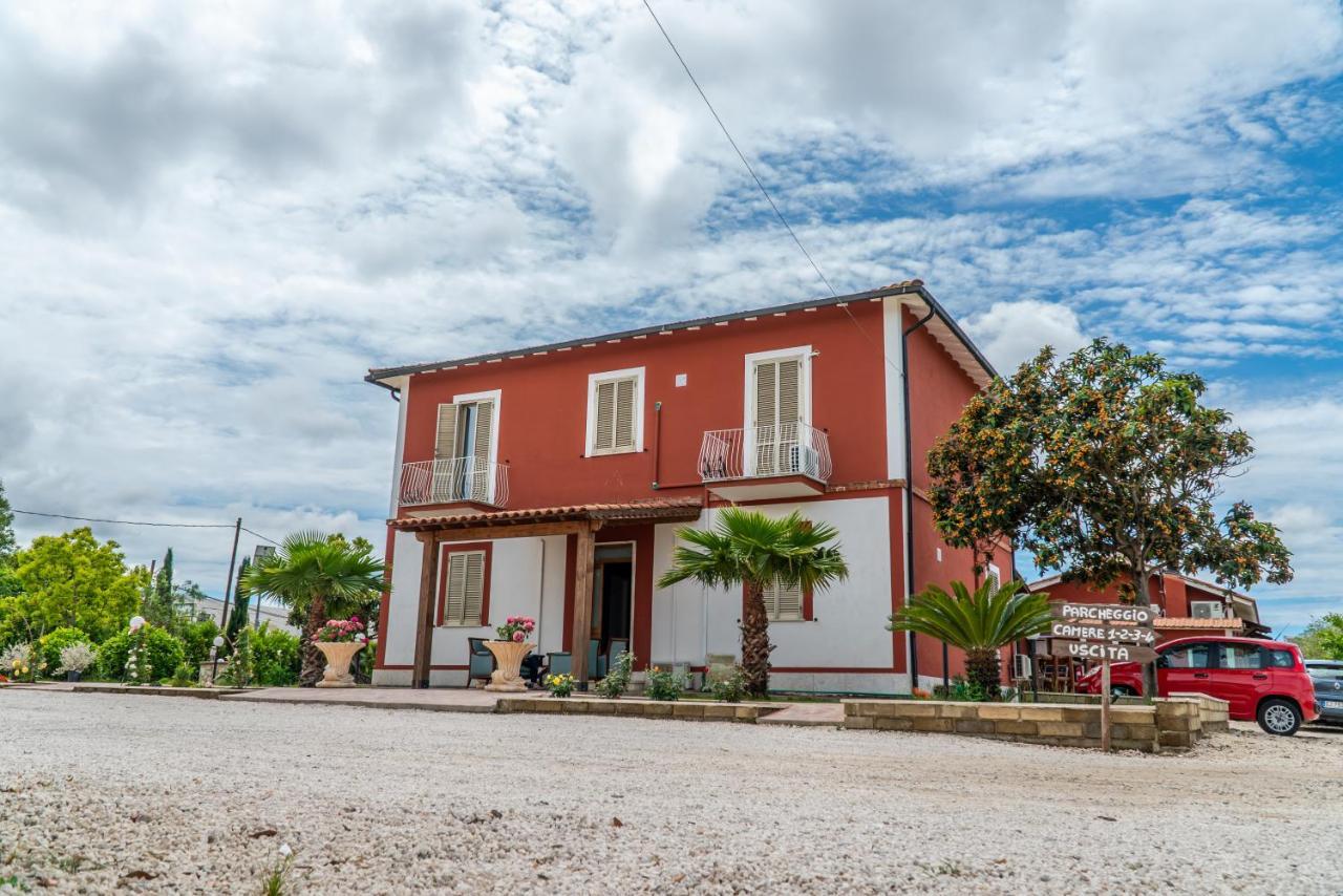 Agriturismo Il Casale Hotel ปอนเต กาเลเรีย ภายนอก รูปภาพ