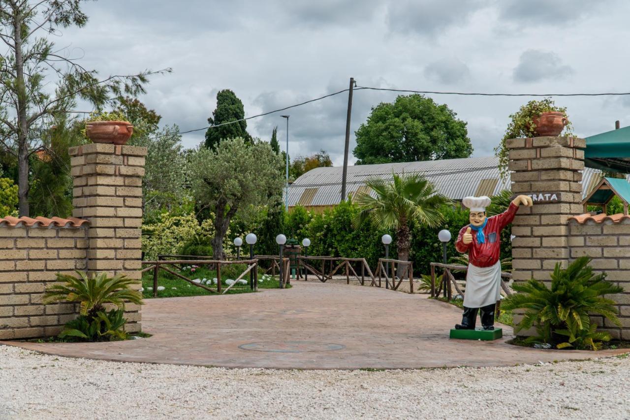 Agriturismo Il Casale ปอนเต กาเลเรีย ภายนอก รูปภาพ
